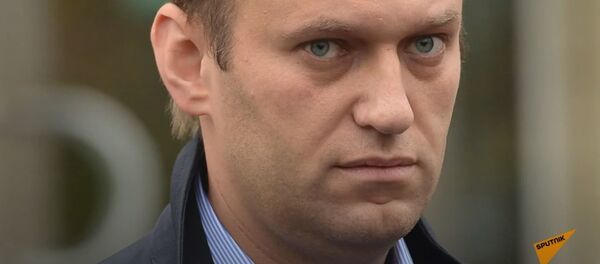 Старые лекала: США и ЕС готовы расследовать отравление Навального - Sputnik Ўзбекистон