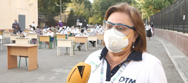 Начальник управления Государственного центра тестирования Эльвира Ураева - Sputnik Узбекистан