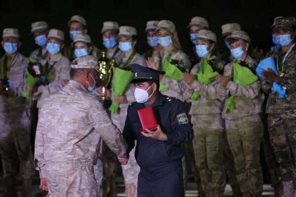 Военно-медицинская эстафета АрМИ-2020: новые рекорды Узбекистана - Sputnik Узбекистан