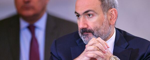 Премьер-министр Армении Никол Пашинян Премьер-министр Армении Никол Пашинян - Sputnik Ўзбекистон