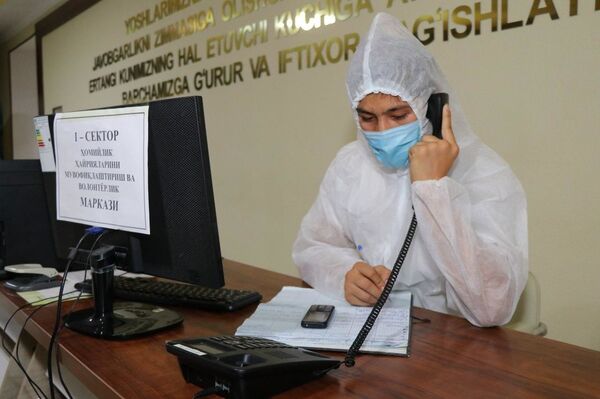 Namanganda ikki erkakni do‘pposlagan qizga nisbatan jinoyat ishi tugatildi Namanganda ikki erkakni do‘pposlagan qizga nisbatan jinoyat ishi tugatildi - Sputnik O‘zbekiston