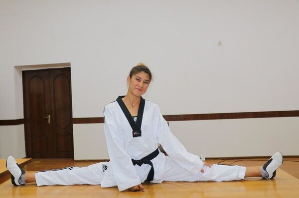 Я защищала свою честь: почему девушка избила парней в Намангане - Sputnik Узбекистан