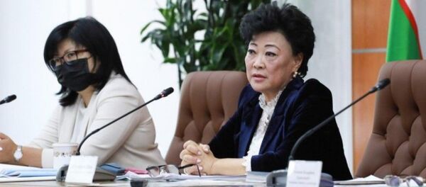 Пресс-конференция в Министерстве дошкольного образования - Sputnik Узбекистан