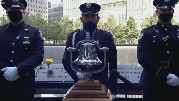 В Америке почтили память погибших во время теракта 11 сентября - Sputnik Узбекистан