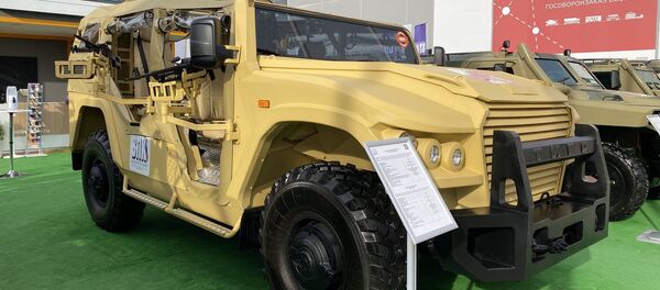 Бронированный Тигр-багги Бронированный Тигр-багги - Sputnik Ўзбекистон