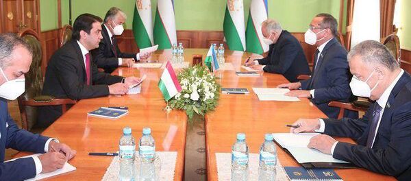 Predsedatel Komiteta Senata Oliy Majlisa Respubliki Uzbekistan po delam molodeji, kulturi i sporta Baxtiyor Sayfullayev v sostave parlamentskoy delegatsii naxoditsya v Tadjikistane. - Sputnik O‘zbekiston