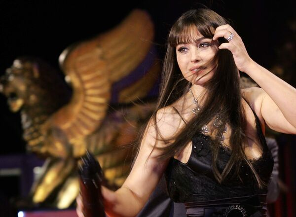 Erotik mototsikl fon rasmi