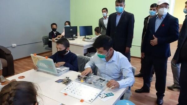В Бухарcкой области открылись Учебные центры цифровых технологий - Sputnik Узбекистан