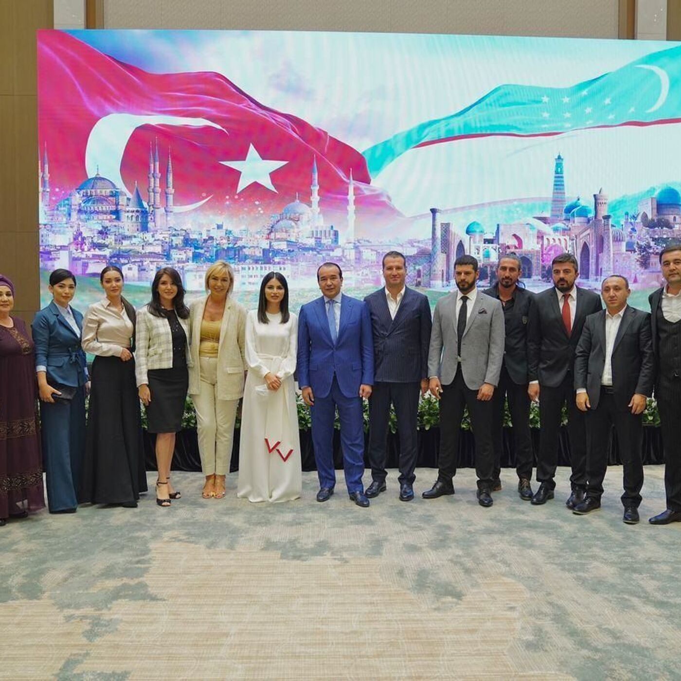 Іш киімдегі сперма Тернопилдік секс таң қалды