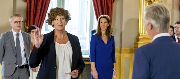 Новый заместитель премьер-министра Бельгии Петра Де Суттер - Sputnik Узбекистан