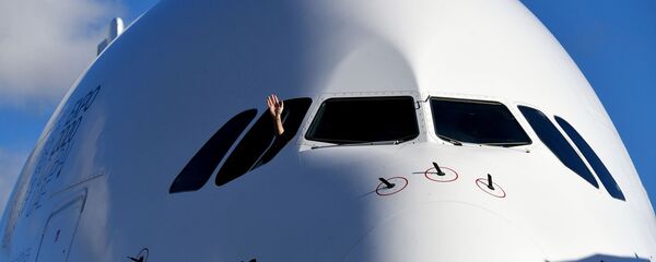 Возобновление авиасообщения между ОАЭ и Россией - Sputnik Ўзбекистон