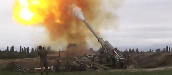 Voorujennie sili Azerbaydjana nanosat udar artilleriyskim podrazdeleniyam voorujennix sil Armenii na Agderinskom napravlenii v Nagornom Karabaxe. - Sputnik O‘zbekiston