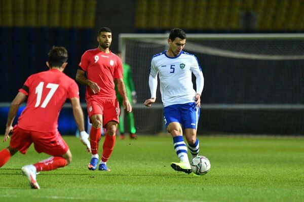 Fudbol yangiliklar uz. Ibragimov footbolist Узбекистан сборная. Мини футбол Узбекистан. Сборная Узбекистана по футболу 2021. Иран Узбекистан футбол.