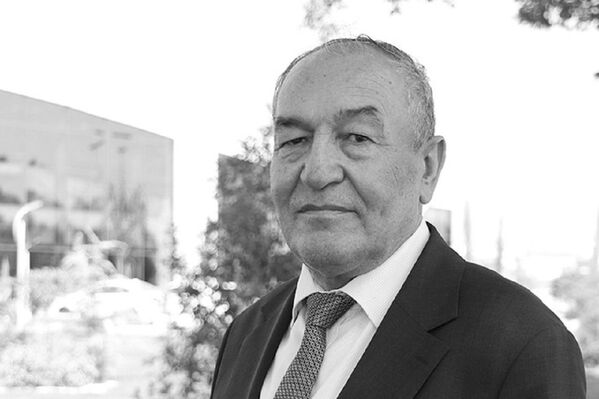 Председатель правления Творческого союза журналистов Узбекистана, журналист и поэт Саъдулла Хакимов - Sputnik Ўзбекистон