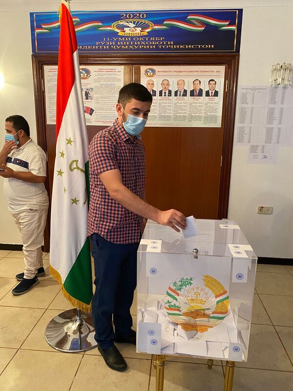 Выборы президента Таджикистана за рубежом: Саудовская Аравия - Sputnik Узбекистан