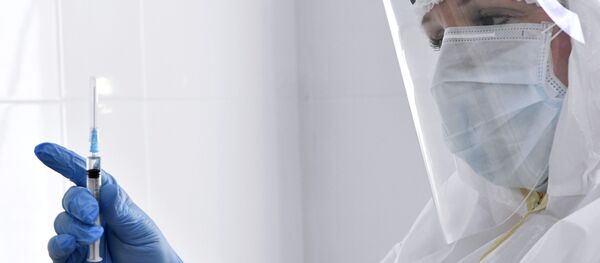 Вакцинация врачей от коронавируса в Краснодаре - Sputnik Узбекистан