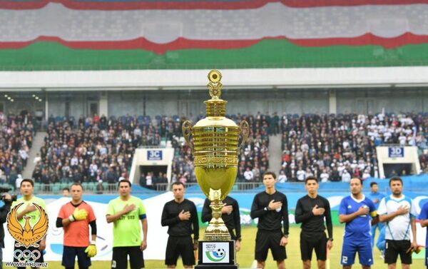 В Ташкенте на тренировочных площадках академии Бунёдкора проходили футбольные соревнования на Кубок премьер-министра-2020 - Sputnik Узбекистан