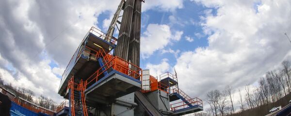 Добыча сланцевой нефти в США. Архивное фото Добыча сланцевой нефти в США. Архивное фото - Sputnik Ўзбекистон