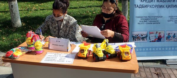 Трудовая ярмарка вакансий в Ташкенте Трудовая ярмарка вакансий в Ташкенте - Sputnik Узбекистан