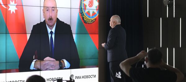 Интервью И. Алиева и Н. Пашиняна РИА Новости Интервью И. Алиева и Н. Пашиняна РИА Новости - Sputnik Ўзбекистон