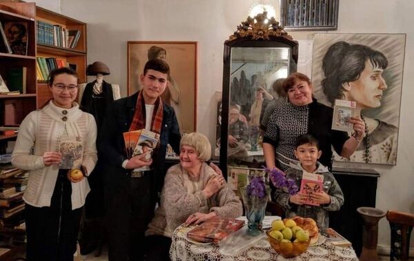 Школьники из Узбекистана среди призеров конкурса Победа – одна на всех! Школьники из Узбекистана среди призеров конкурса Победа – одна на всех! - Sputnik Узбекистан