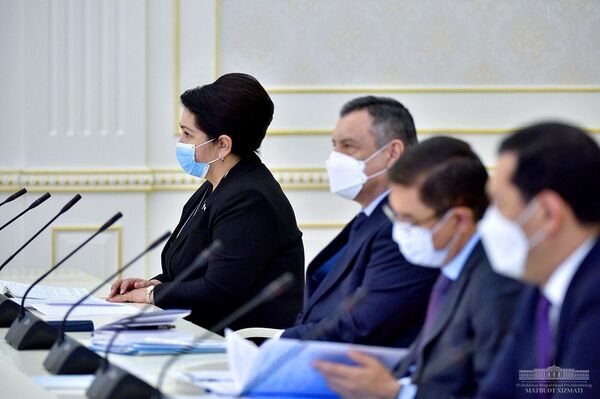 Мирзиёев: в Узбекистане стабилизируются цены на продукты питания Мирзиёев: в Узбекистане стабилизируются цены на продукты питания - Sputnik Узбекистан