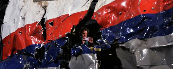 Доклад Совета безопасности Нидерландов по причинам крушения Boeing 777 Доклад Совета безопасности Нидерландов по причинам крушения Boeing 777 - Sputnik Узбекистан