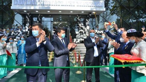 В Самарканде открылся новый центр государственных услуг - фото - Sputnik Узбекистан