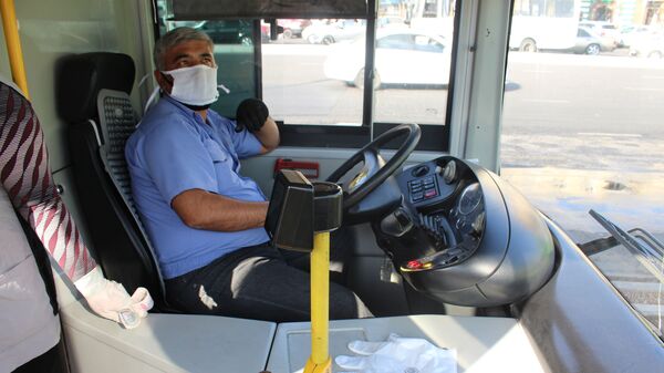 Водитель автобуса в Ташкенте - Sputnik Узбекистан