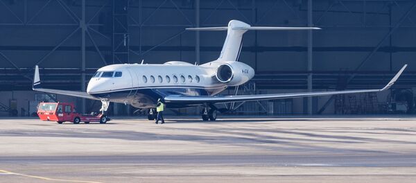 Самолет в аэропорту Алматы - Sputnik Узбекистан