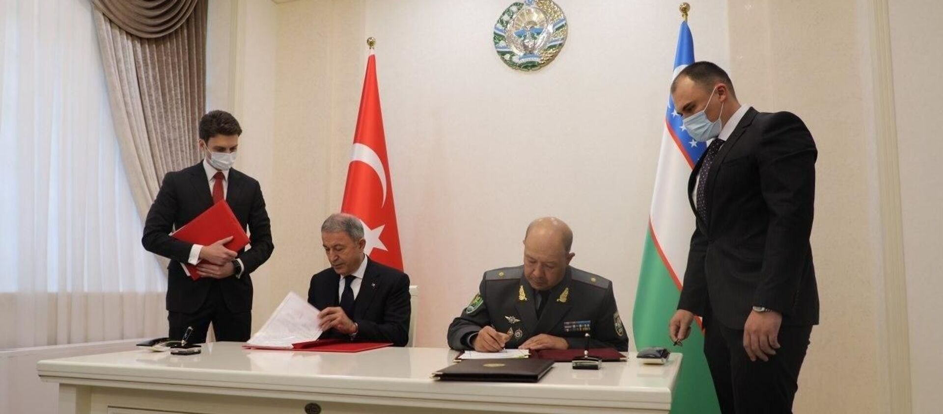Узбекистан и Турция подписали соглашение о развитии военного и военно-технического сотрудничества - Sputnik Ўзбекистон, 1920, 28.10.2020