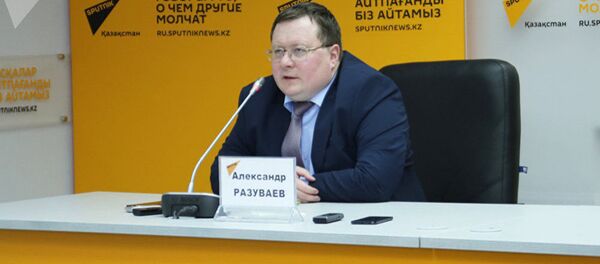 Руководитель информационно-аналитического центра Альпари Александр Разуваев Руководитель информационно-аналитического центра Альпари Александр Разуваев - Sputnik Узбекистан
