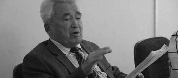 Народный поэт Узбекистана Омон Матжон Народный поэт Узбекистана Омон Матжон - Sputnik Ўзбекистон