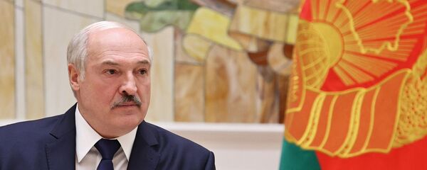 Президент Белоруссии А. Лукашенко назначил новых главу МВД Белоруссии и начальника ГУВД Минска Президент Белоруссии А. Лукашенко назначил новых главу МВД Белоруссии и начальника ГУВД Минска - Sputnik Ўзбекистон