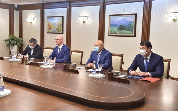Премьер-министр Узбекистана Абдулла Арипов принял делегацию правительства Казахстана во главе с вице-премьером Романом Скляром - Sputnik Узбекистан