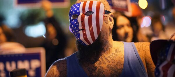 Сторонники президента Дональда Трампа протестуют в Лас-Вегасе - Sputnik Узбекистан