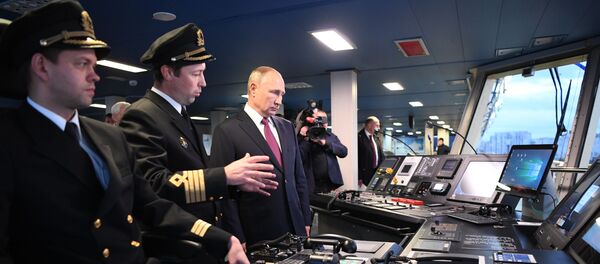 Рабочая поездка президента РФ В. Путина в СЗФО Рабочая поездка президента РФ В. Путина в СЗФО - Sputnik Ўзбекистон