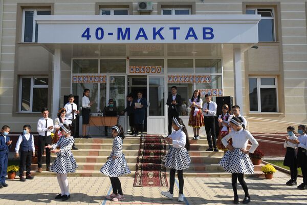 Русский язык в Узбекистане: мало времени, много желания и фишки в изучении Русский язык в Узбекистане: мало времени, много желания и фишки в изучении - Sputnik Узбекистан