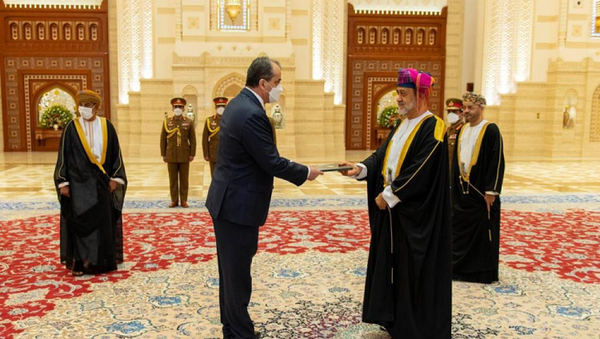 Посол Узбекистана вручил верительные грамоты Султану Омана - Sputnik Узбекистан