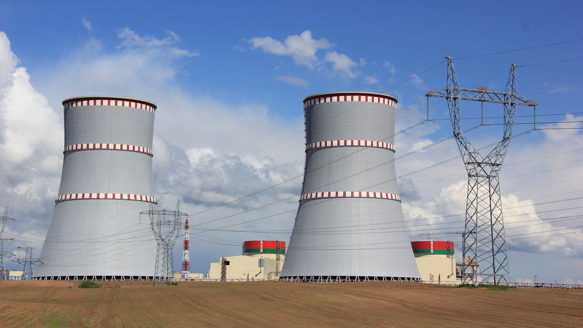 Белорусская атомная электростанция  - Sputnik Узбекистан, 1920, 23.12.2021