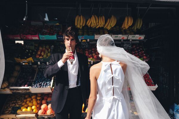 Снимок испанского фотографа Carlos Alberto Peixoto Ferreira, ставший финалистом в категории COUPLE PORTRAIT в конкурсе 2020 International Wedding Photographer of the Year  - Sputnik Узбекистан