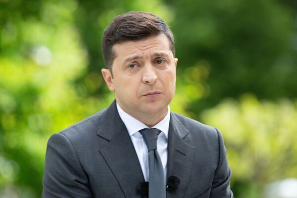 Президент Украины Владимир Зеленский Президент Украины Владимир Зеленский - Sputnik Узбекистан