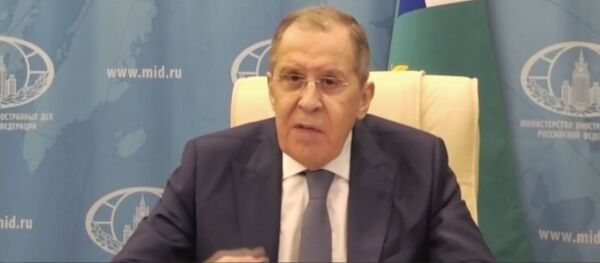 Лавров рассказал об обиде Запада из-за соглашения по Нагорному Карабаху Лавров рассказал об обиде Запада из-за соглашения по Нагорному Карабаху - Sputnik Узбекистан