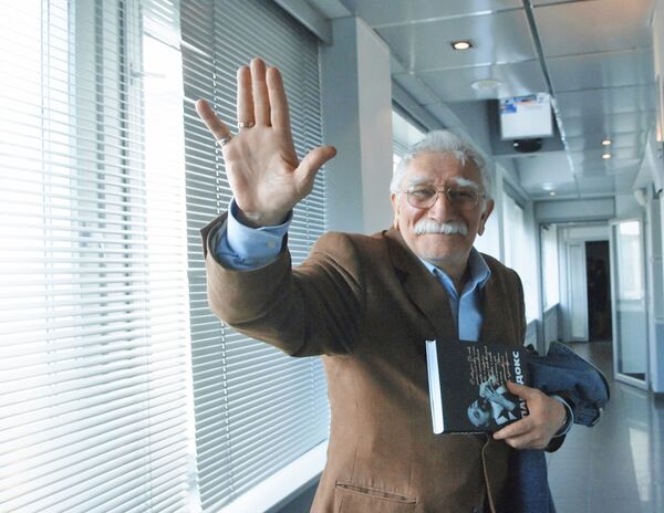 Умер Армен Джигарханян Умер Армен Джигарханян - Sputnik Узбекистан