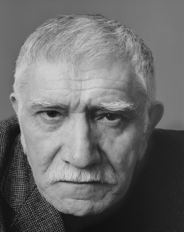 Умер Армен Джигарханян Умер Армен Джигарханян - Sputnik Узбекистан