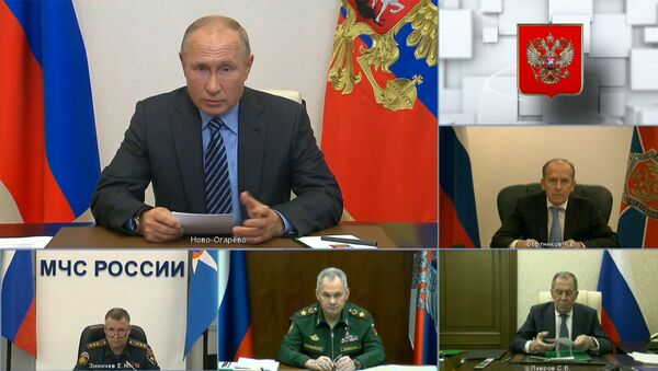 Шойгу доложил Путину о ходе миротворческой операции в Карабахе - Sputnik Узбекистан