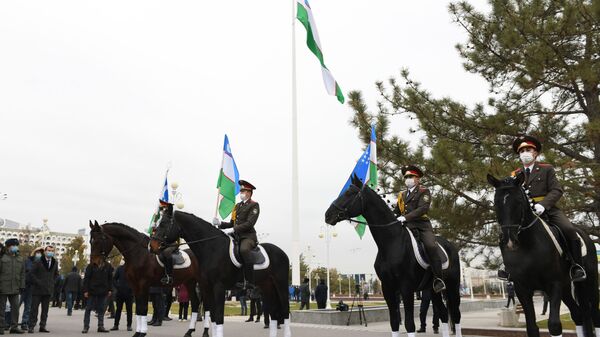 Празднование Дня Государственного флага в Ташкенте - Sputnik Ўзбекистон