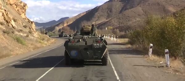 Нагорный Карабах: российские миротворцы вошли в Степанакерт Нагорный Карабах: российские миротворцы вошли в Степанакерт - Sputnik Ўзбекистон