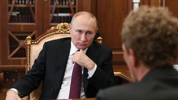 Президент РФ В. Путин встретился с руководителем ФНС Д. Егоровым - Sputnik Узбекистан