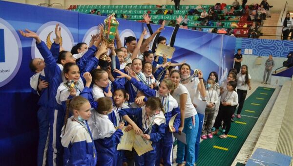 Победители Кубка Узбекистана по синхронному плаванию - Sputnik Узбекистан